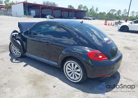 2013 Volkswagen Beetle 2.5L Entry from USA, damaged, VIN 3VWFP7AT4DM639280